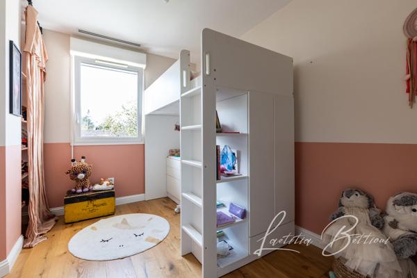 La Brède (33650) Maison rénovée – 5 chambres – Terrasse, piscine & clim