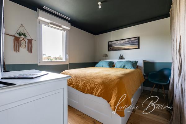 La Brède (33650) Maison rénovée – 5 chambres – Terrasse, piscine & clim