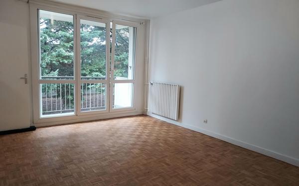 Appartement à vendre    1 pièce • 33,56 m2 Noisy-le-Grand
