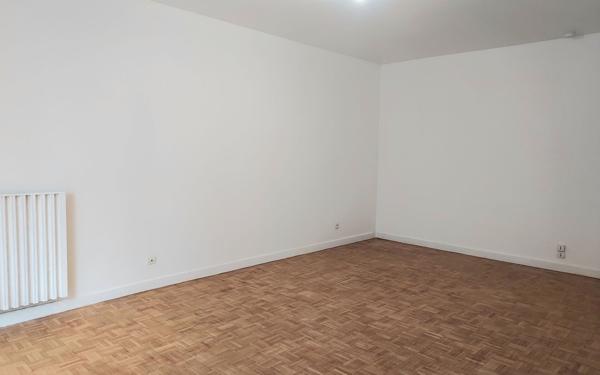 Appartement à vendre    1 pièce • 33,56 m2 Noisy-le-Grand