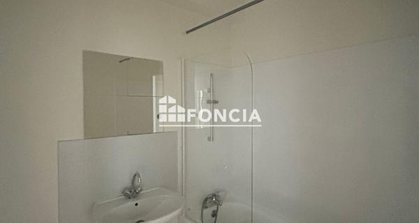 À vendre Studio 38.85 m² - Lyon 69008