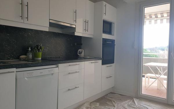 Appartement à louer    3 pièces •  Toulon