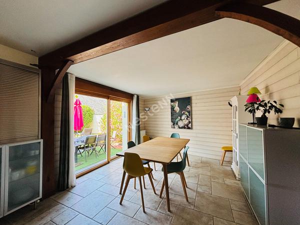 Maison 6 pièces à vendre à Châteaugiron - Charme et emplacement privilégié