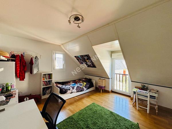 Maison 6 pièces à vendre à Châteaugiron - Charme et emplacement privilégié