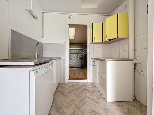 Appartement secteur République 2 chambres