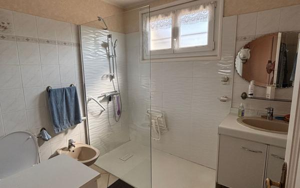 Maison à vendre    5 pièces •  Villegailhenc