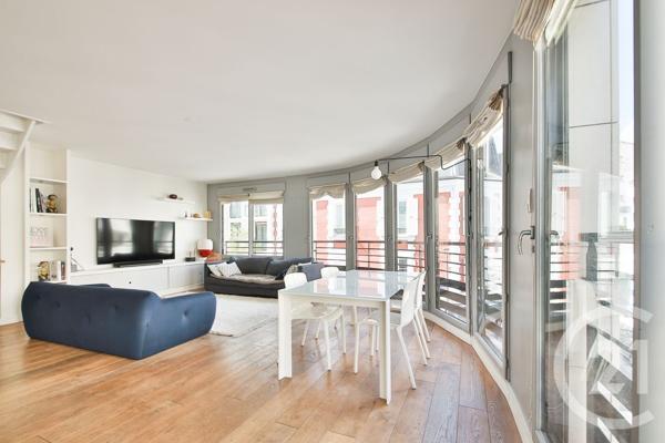 Appartement F2 à vendre  3 pièces - 98,20 m 2   PARIS  - 75013