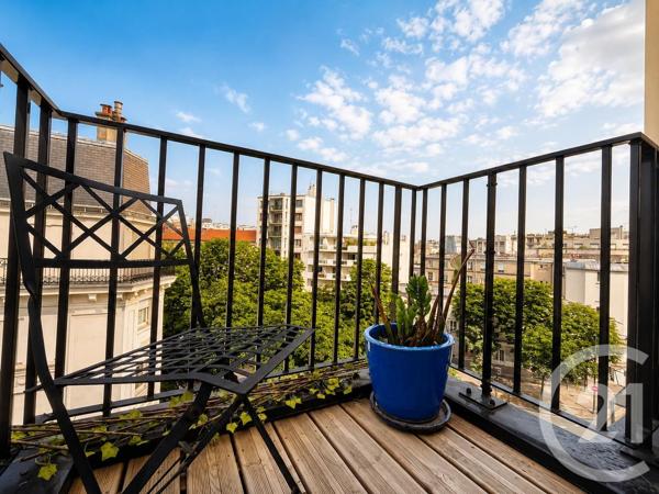Appartement F2 à vendre  3 pièces - 98,20 m 2   PARIS  - 75013