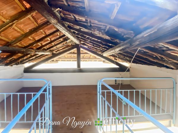 Immeuble 9 pièces - 177 m²