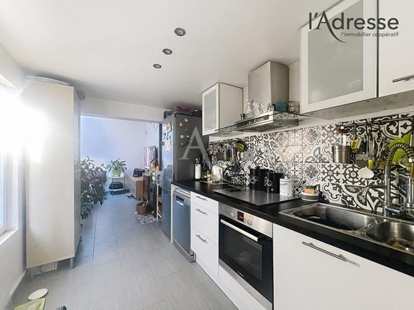 Maison Nanterre limite (Puteaux et Suresnes) - Terrain de 126 m² - 2/3 chambres