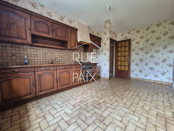 86200 LOUDUN Maison Loudun 6 pièce(s) 125 m2