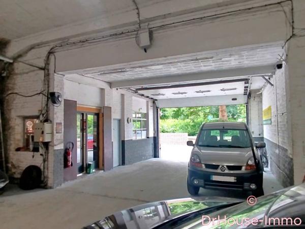 Loft / Atelier à vendre 4 pièces de 390 m²