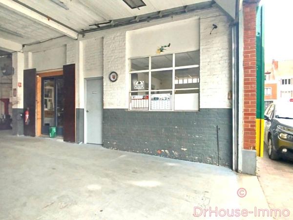 Loft / Atelier à vendre 4 pièces de 390 m²