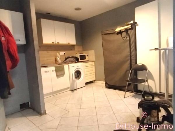 Loft / Atelier à vendre 4 pièces de 390 m²