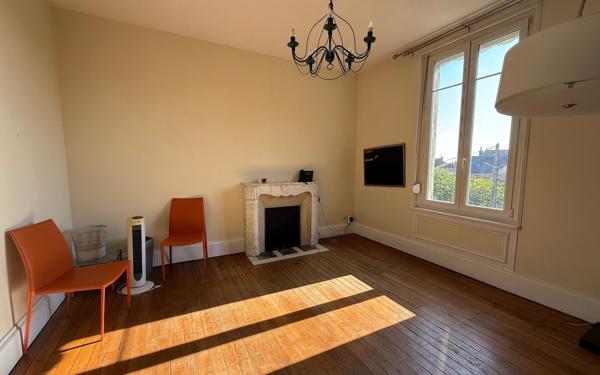 Maison à vendre    5 pièces •  Laon