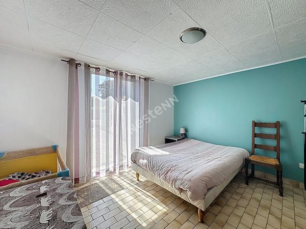 A vendre magnifique maison 5 chambres de 227 m² à Champigné, avec grand terrain de plus de 4000 m²