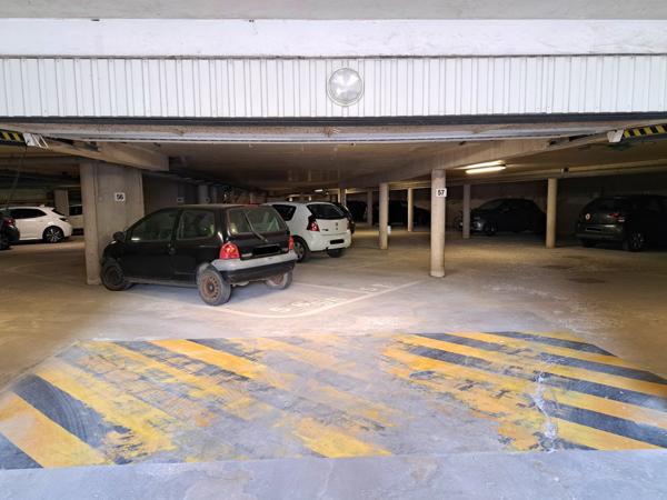 Parking - 14 m²