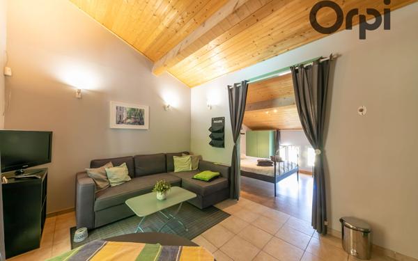 Maison à vendre    14 pièces •  Villesèque-des-Corbières