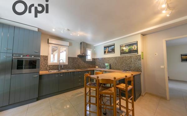 Maison à vendre    14 pièces •  Villesèque-des-Corbières