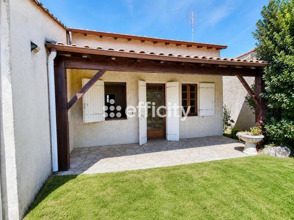 Maison
         3 pièces
        - 50 m² 245 000 € *