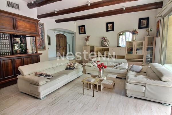 Maison Cabriès 8 pièces 313.21 m² sur 4000m² de terrain + piscine