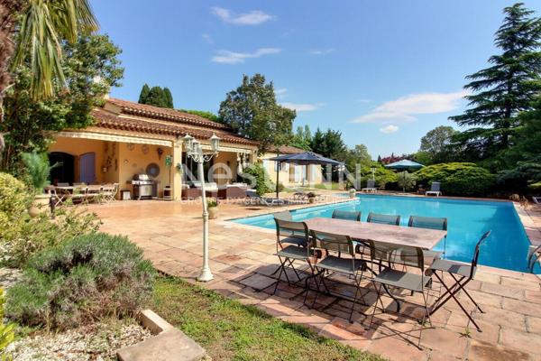 Maison Cabriès 8 pièces 313.21 m² sur 4000m² de terrain + piscine