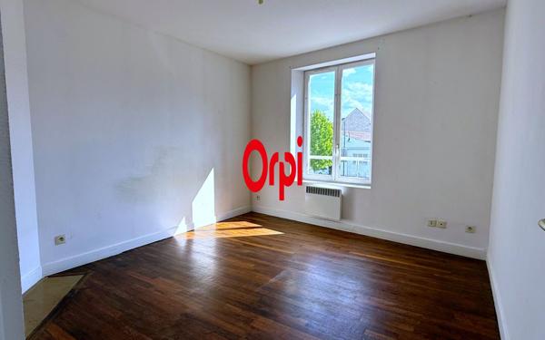 Appartement à louer    4 pièces •  Chavignon