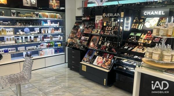 Murs commerciaux  à vendre 102 m² Baie-Mahault