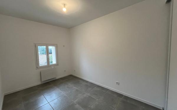 Appartement à louer    3 pièces •  Castries