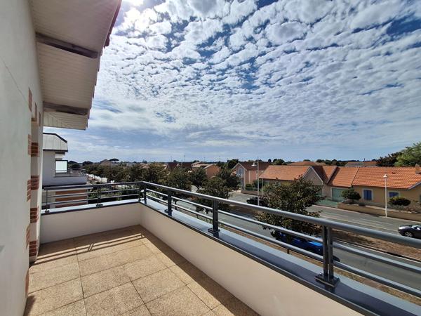 Appartement T3 lumineux avec trois terrasses, vue dégagée et garage ? Châtelaillon-Plage Chatelaillon plage