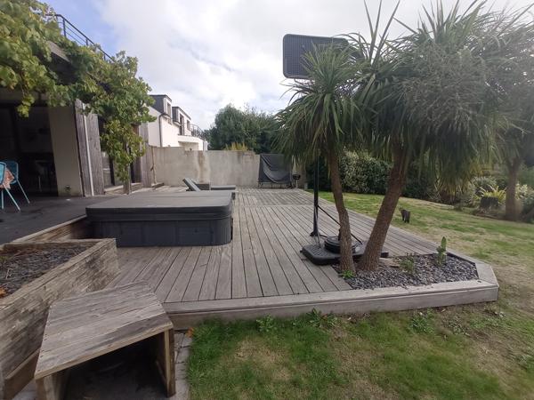 PROCHE AURAY - Maison contemporaine de 4 chambres avec garage. , Pluneret