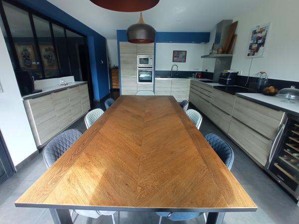PROCHE AURAY - Maison contemporaine de 4 chambres avec garage. , Pluneret