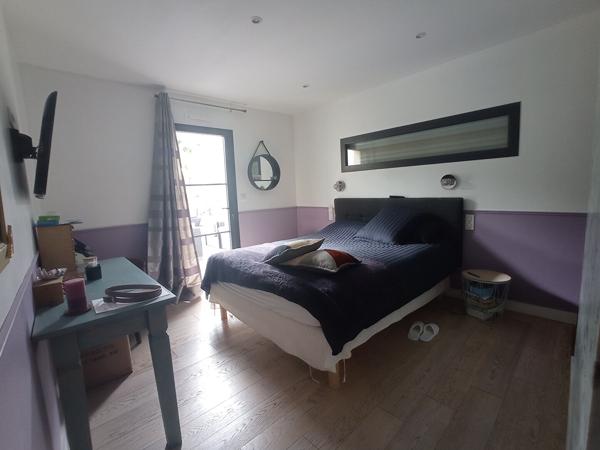 PROCHE AURAY - Maison contemporaine de 4 chambres avec garage. , Pluneret