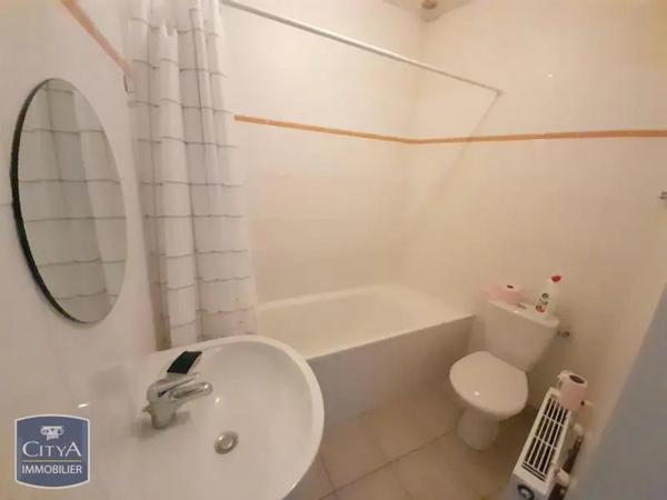 Appartement à louer 1 pièce 26.89m² Blois (41000)