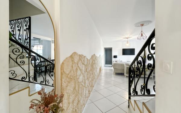 Maison à vendre    7 pièces •  Orléans