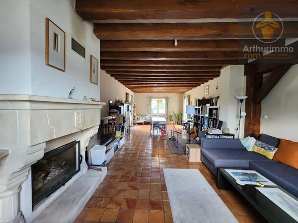 Vente                                                      Maison
                        
                     8 pièces                      193 m2                     à Messas