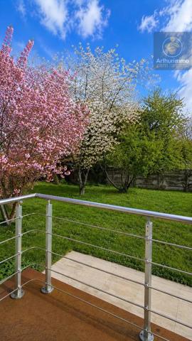 Vente                                                      Maison
                        
                     8 pièces                      193 m2                     à Messas