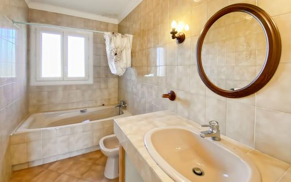 Maison à vendre    5 pièces •  Montauban