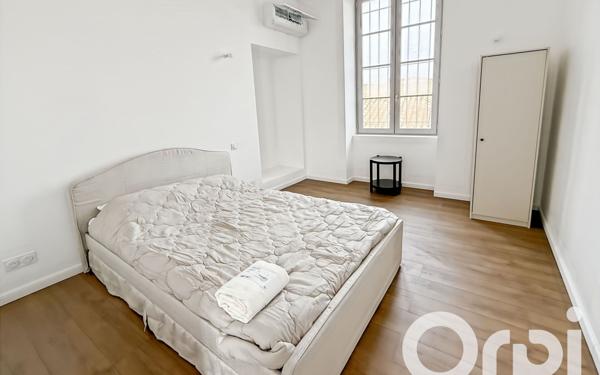 Appartement à louer    3 pièces • 48,07 m2 Bollène