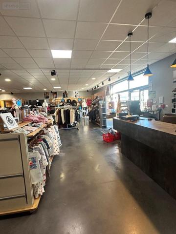 Murs commerciaux à vendre à Mauriac dans le Cantal (15200), ref : 15060/1239