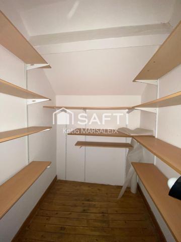 Maison d'habitation avec local professionnel