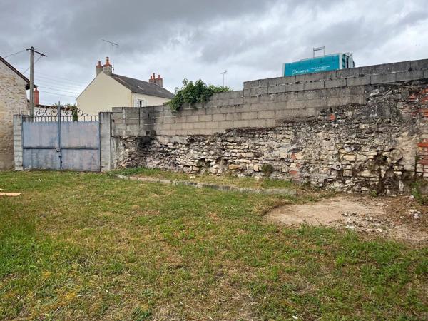 Vente                                                      Maison
                        
                     8 pièces                      142 m2                     à Challuy