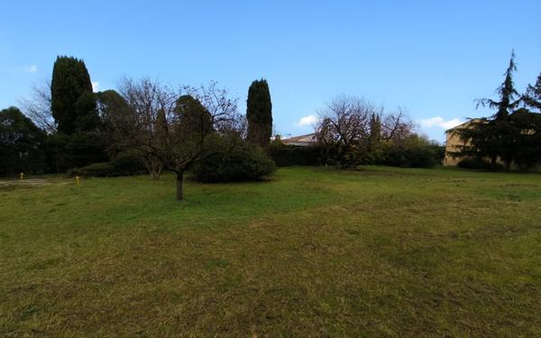 Terrain à vendre    Manduel