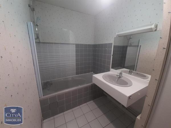 Appartement à louer 1 pièce 39.31m²