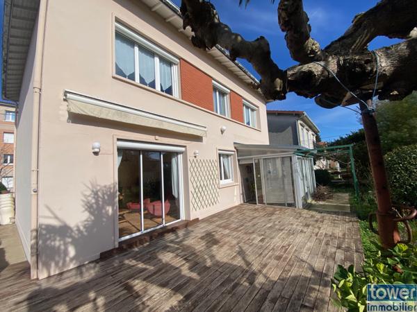 VILLA T6 CENTRE L ISLE JOURDAIN