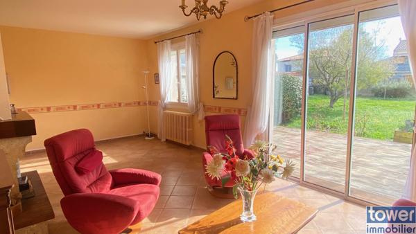 VILLA T6 CENTRE L ISLE JOURDAIN