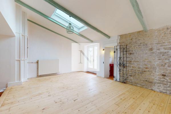 Maison ancienne rénovée 140 m², jardin 517 m², Andilly Sérigny