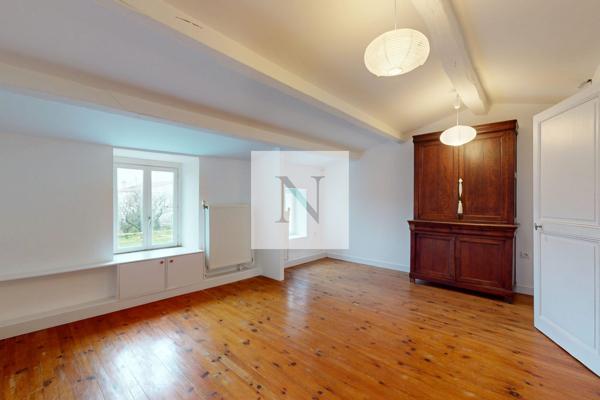 Maison ancienne rénovée 140 m², jardin 517 m², Andilly Sérigny