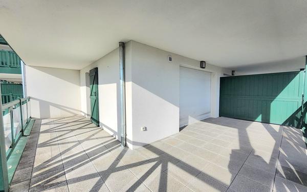 Appartement à vendre    3 pièces • 64,49 m2 Saint-Pierre-d'Irube