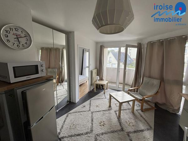 T2 MEUBLE – BALCON – PARKING